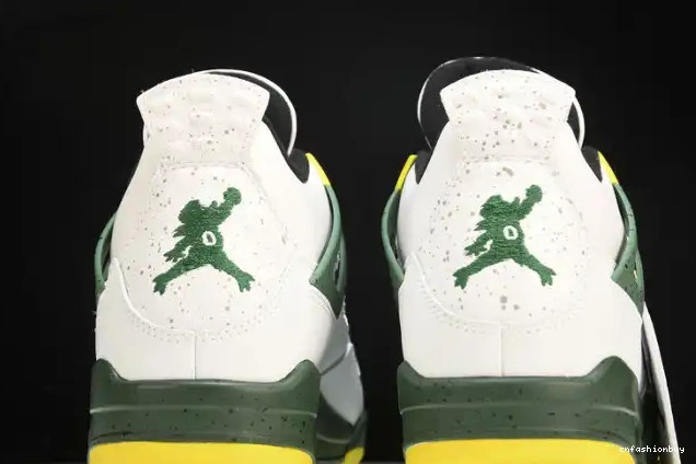 257-255275 Duckman Retro 4 Jordan Oregon Ducks 0628